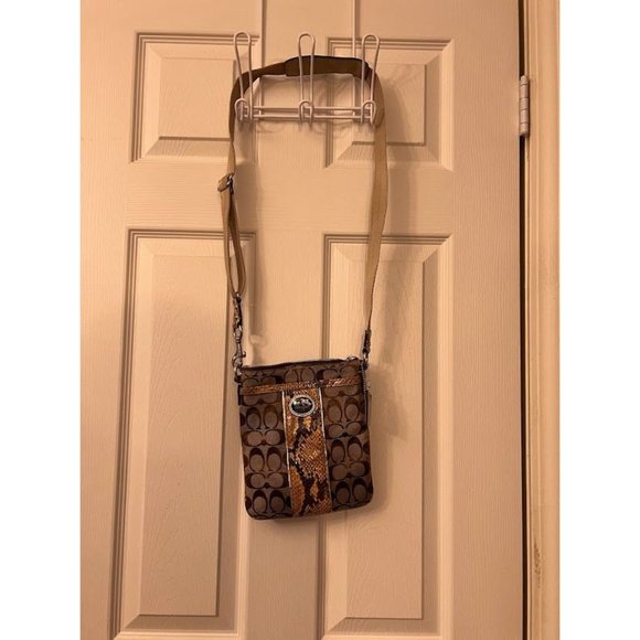 Coach Swingback Python/Khaki Signature Crossbody Bag - Picture 1 of 5